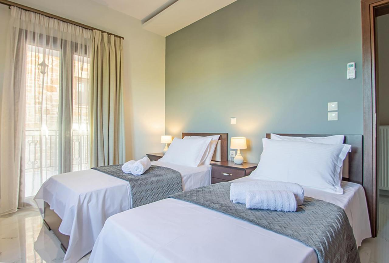 Zissis Villa & Pool 5Min Drive To Beach Kato Yerakarion Exterior foto