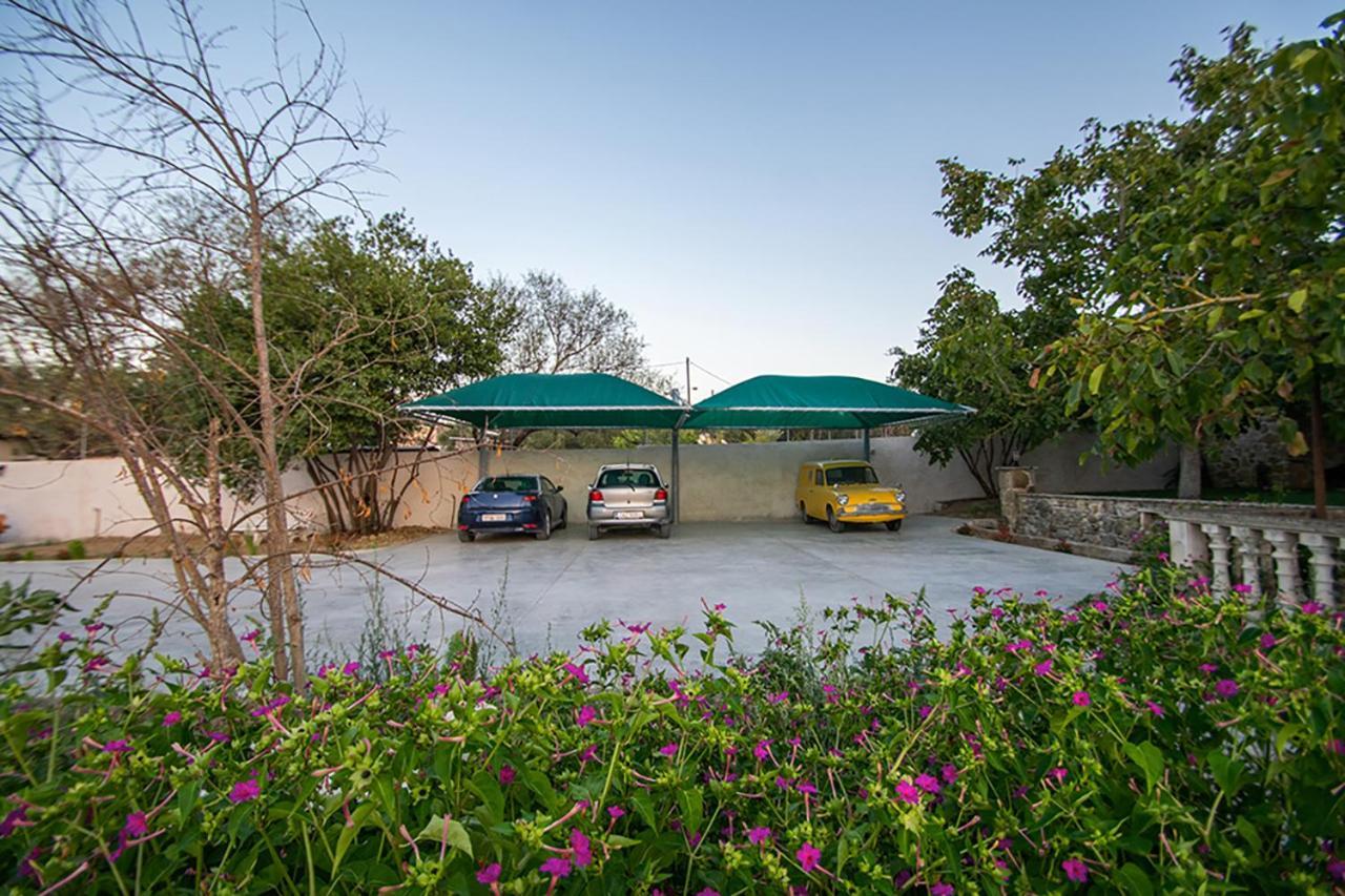 Zissis Villa & Pool 5Min Drive To Beach Kato Yerakarion Exterior foto